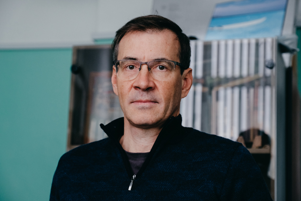 ведущий научный сотрудник Института биофизики СО РАН, профессор СФУ доктор биологических наук Денис Рогозин.jpg