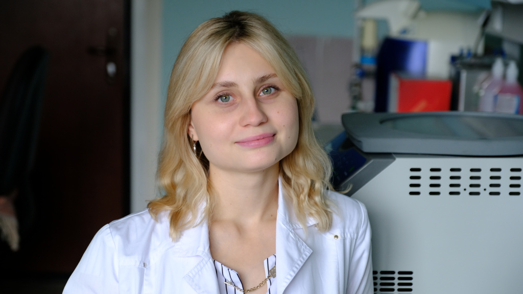 3_Ксения Афоничева, младший научный сотрудник НИИ медицинских проблем Севера СО РАН.JPG